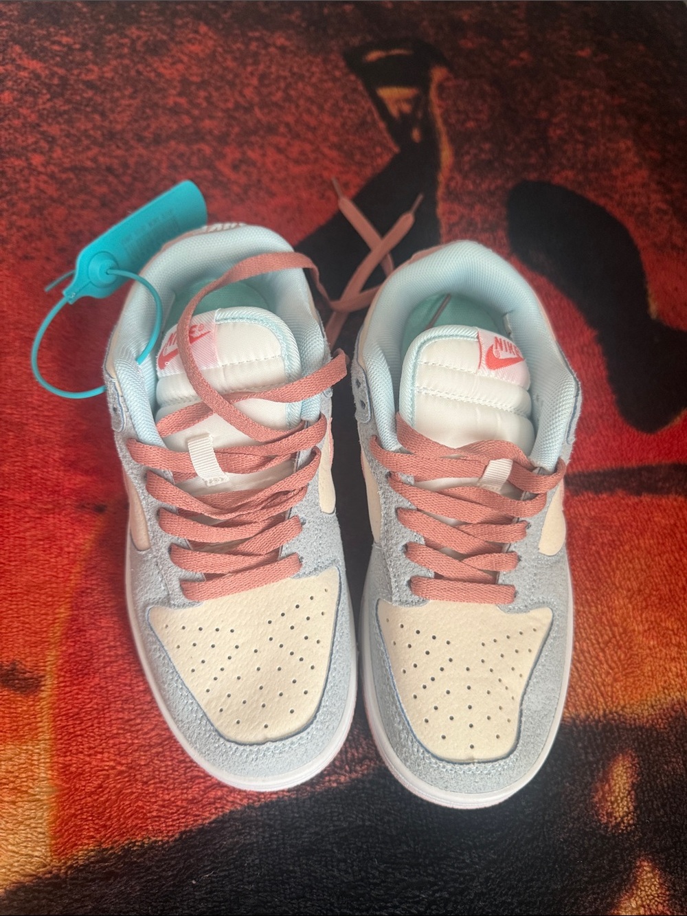 Nike Kids Low-Top Sneakers in Light Blue, Cream & Pink Coral